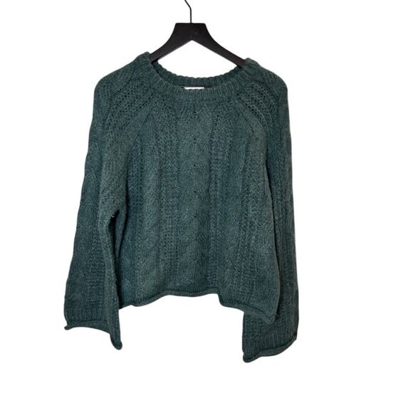 Cable Knit Crewneck Pullover Sweater with Bell Sleeves - Size Large - Picture 1 of 5